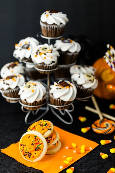 Chocolate Halloween cupcakes — Stock Photo, Image