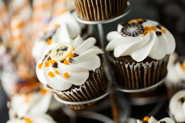 Bolinhos de chocolate Halloween — Fotografia de Stock