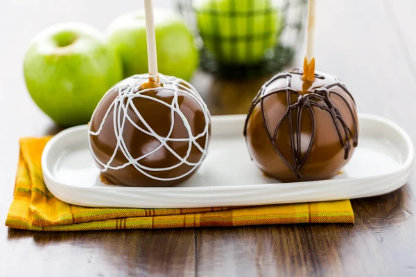 Maçãs de caramelo — Fotografia de Stock