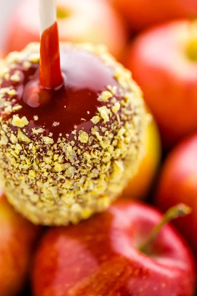 Карамельные яблоки — стоковое фото