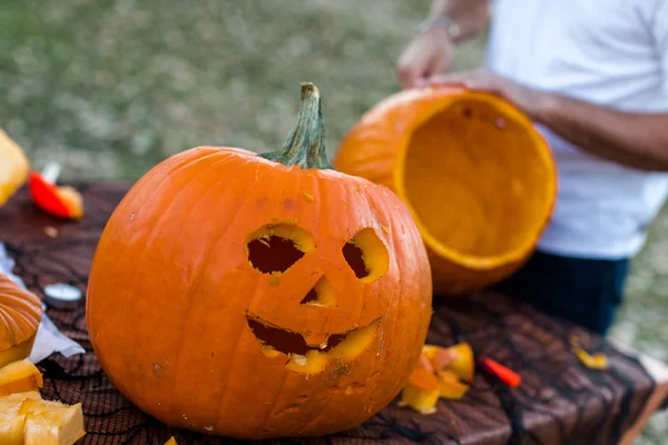 Pumpkin carving — Stock Photo, Image