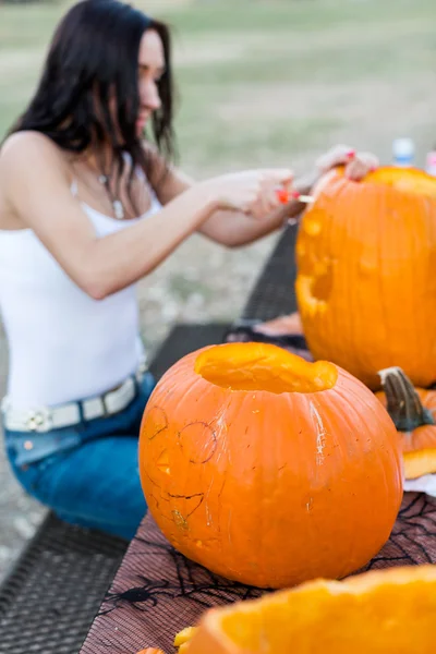 Pumpkin carving — Stock Photo, Image