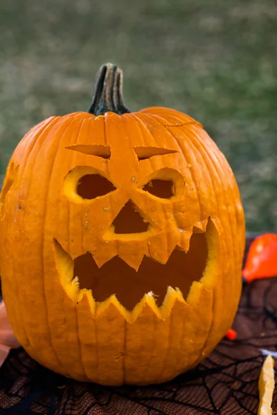 Pumpkin carving — Stock Photo, Image