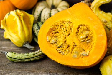 Taze organik kabaklar