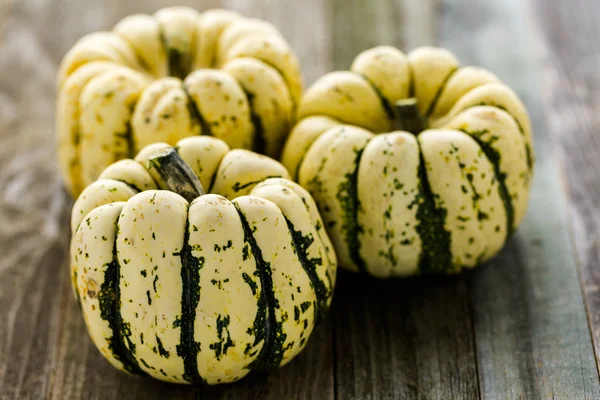 Gezonde organische pompoenen — Stockfoto