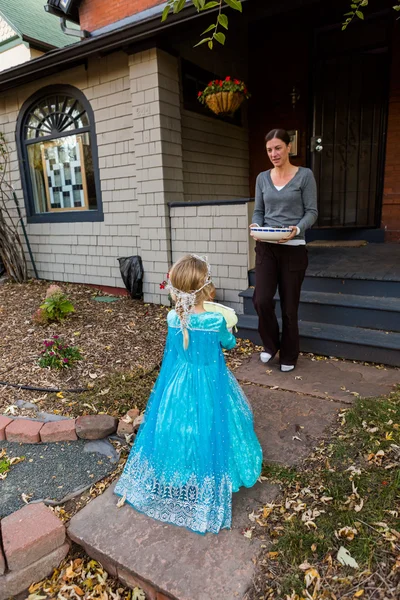 Little girl in costume at Halloween night — Stock Photo, Image