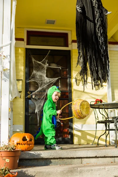 Kleine jongen op Halloween — Stockfoto