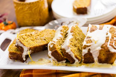 Lezzetli kabak ekmek