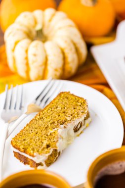 Lezzetli kabak ekmek