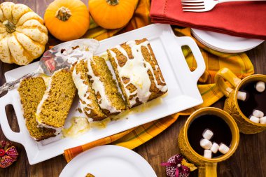 Lezzetli kabak ekmek