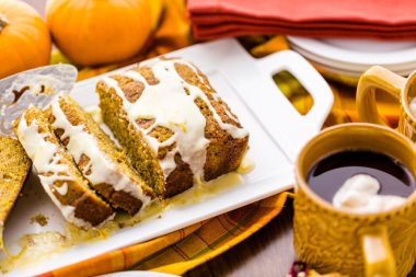 Lezzetli kabak ekmek