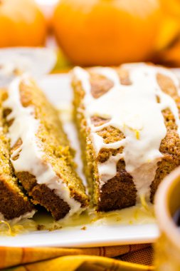 Lezzetli kabak ekmek