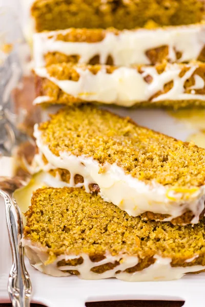 Smakelijke pompoen brood — Stockfoto