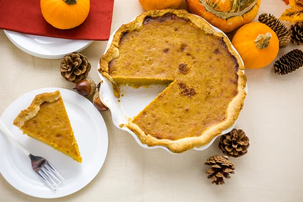 Homemade pumpkin pie — Stock Photo, Image