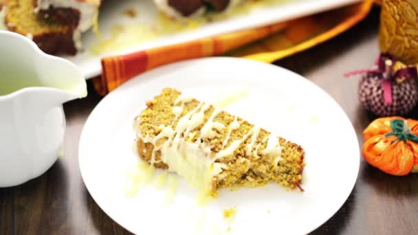 Sabroso pan de calabaza — Vídeos de Stock