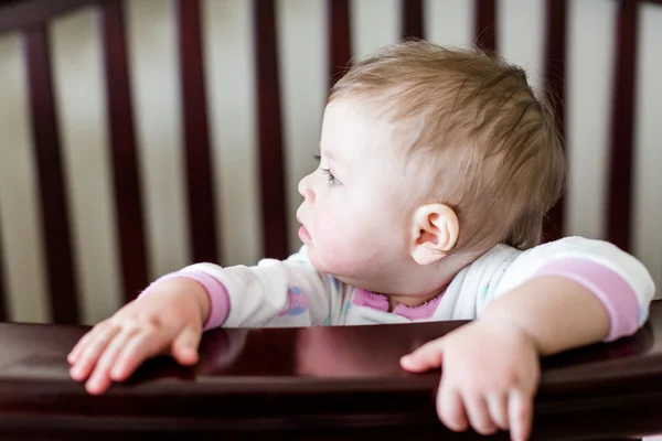 Mignonne bébé fille — Photo