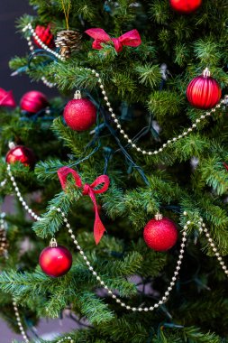 Madalyalı Noel ağacı