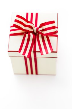 Kırmızı ve Beyaz kurdele ile kutu
