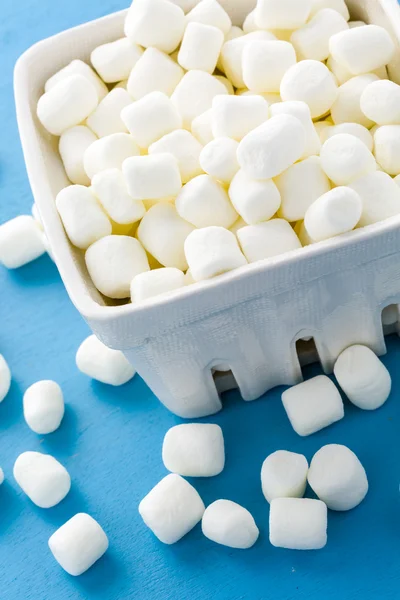 Små runda vita marshmallows — Stockfoto