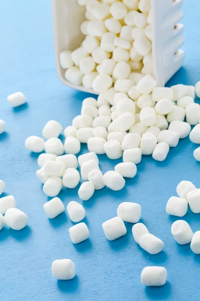 Kleine runde weiße Marshmallows — Stockfoto