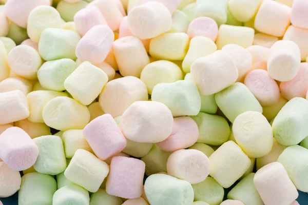 Kleine ronde veelkleurige marshmallows — Stockfoto