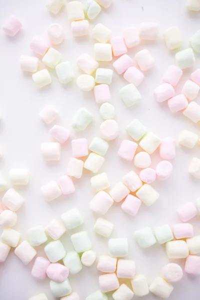 Piccoli marshmallow multicolori rotondi — Foto Stock