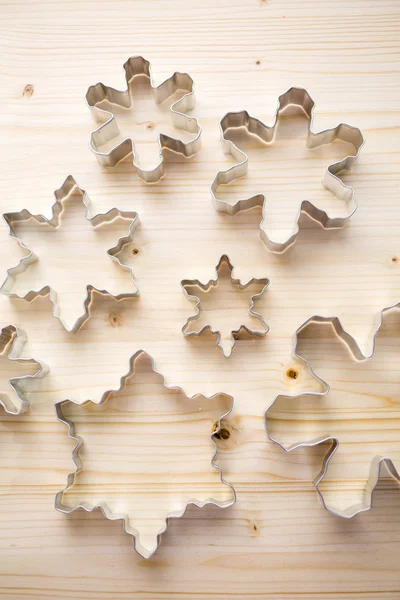 Different size metal cookie cutters — Stock Photo, Image