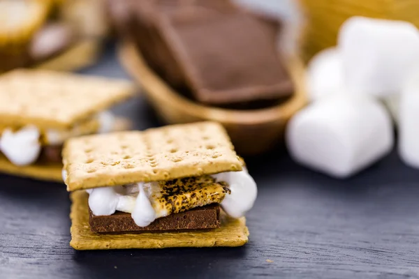 Świeżo tosty smores — Zdjęcie stockowe