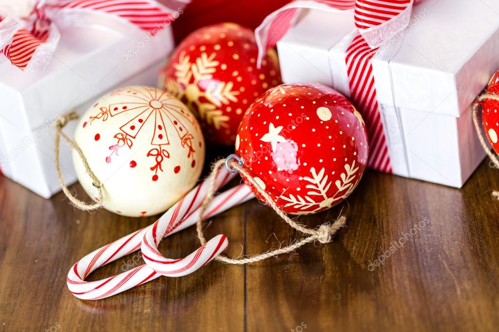 Adornos de Navidad hechos a mano vintage — Fotos de Stock ... Adornos de Navidad hechos a mano vintage — Fotos de Stock ...