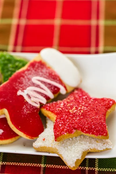 Variété de biscuits de Noël colorés — Photo