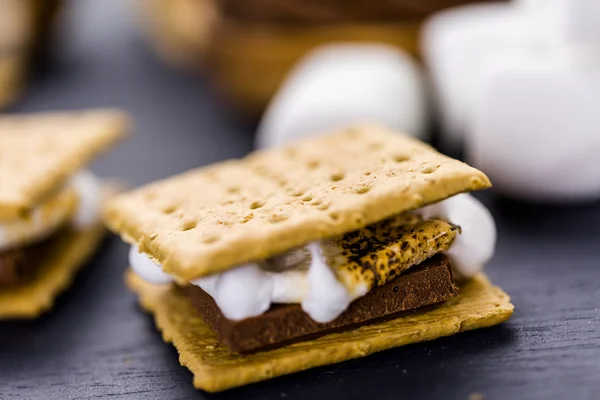 焼きたてトースト smores — ストック写真