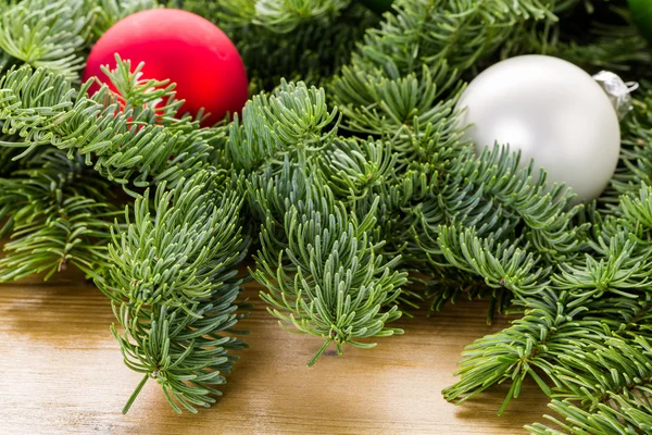 Enfeites de Natal brilhantes — Fotografia de Stock