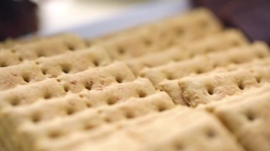 Büyük beyaz marshmallow ile Smores istasyonu