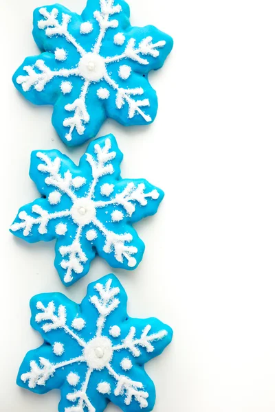 Biscuits bleus en forme de flocons de neige — Photo