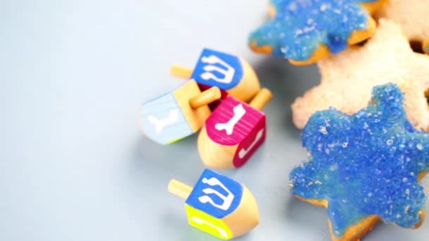 Hanukkah stelle bianche e blu biscotti glassati a mano di zucchero — Video Stock