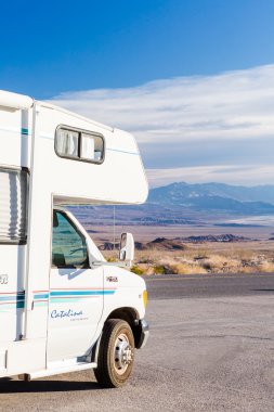 Ölüm Vadisi kamp karavan