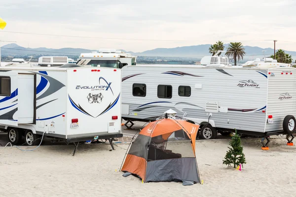 Campeggio camper invernale in California — Foto Stock