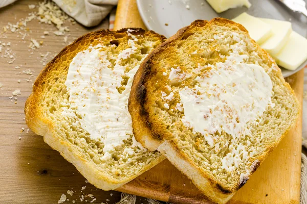 Kváskový chléb s máslem — Stock fotografie