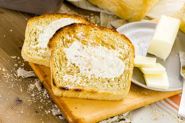 Zakwas pieczywa z masłem — Zdjęcie stockowe