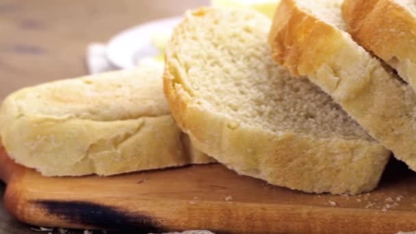 Freshly baked sourdough bread — Stock Video