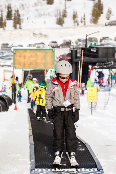 Estância de esqui em Arapahoe Basin, Colorado — Fotografia de Stock