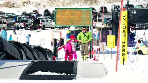 Ski resort at Arapahoe Basin, Colorado — Stock Video