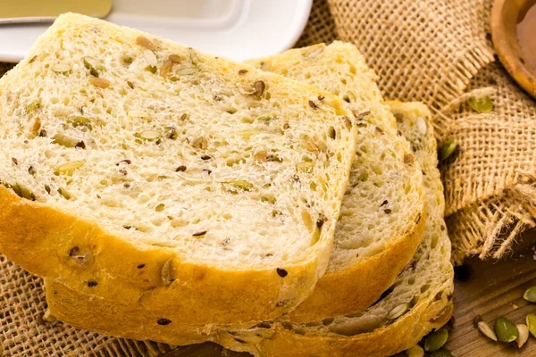 Handwerkliches Sauerteigbrot — Stockfoto