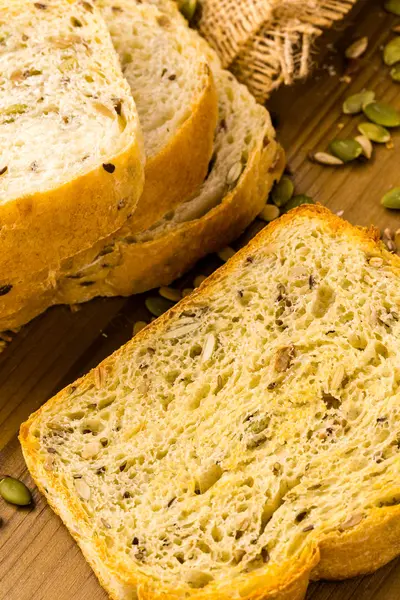 Artisan sourdough semințe de pâine — Fotografie, imagine de stoc