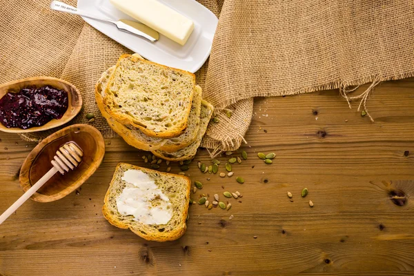 Pain au levain artisanal — Photo