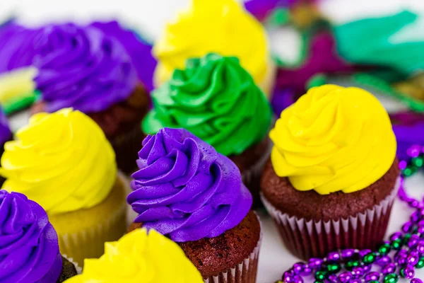 Cupcake con glassa di colore brillante — Foto Stock