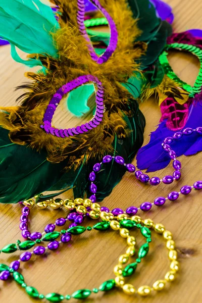 Mardi Gras decorations at table — Stock Photo, Image