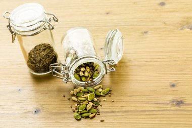 Ekmek pişirme için Kuru tohumlar