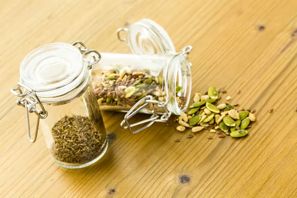 Ekmek pişirme için Kuru tohumlar