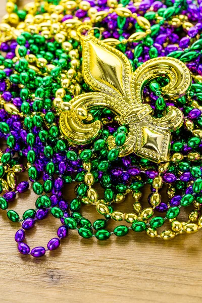 Decorazioni multicolori per Mardi Gras — Foto Stock